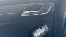 MG Hs 1.5 T-GDI Excite 5dr DCT Petrol Hatchback